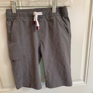 Boys size 7 Tommy Hilfiger gray shorts